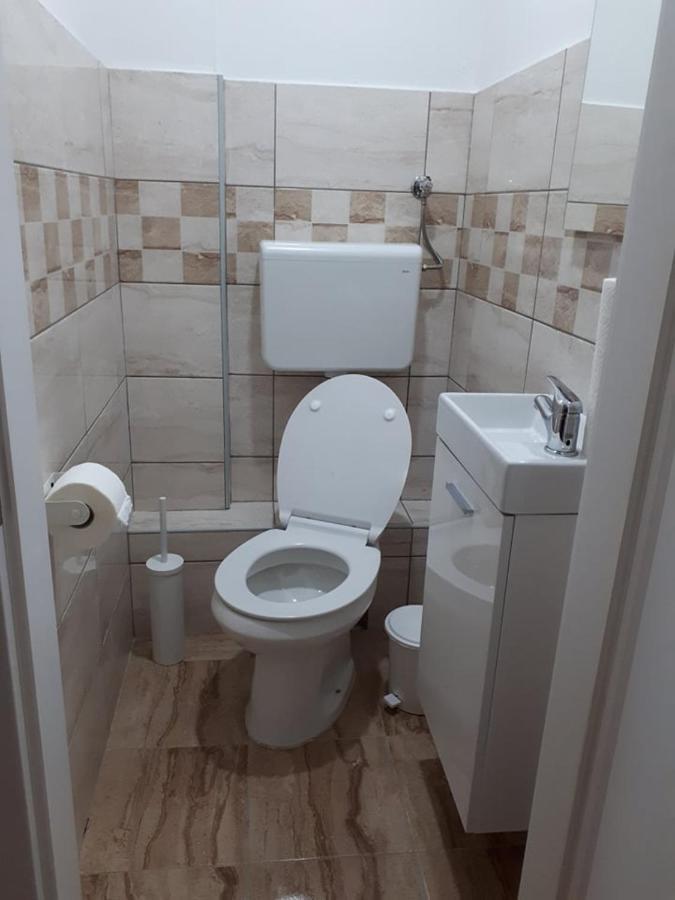 Apartman Ana Slavonski Brod Eksteriør bilde